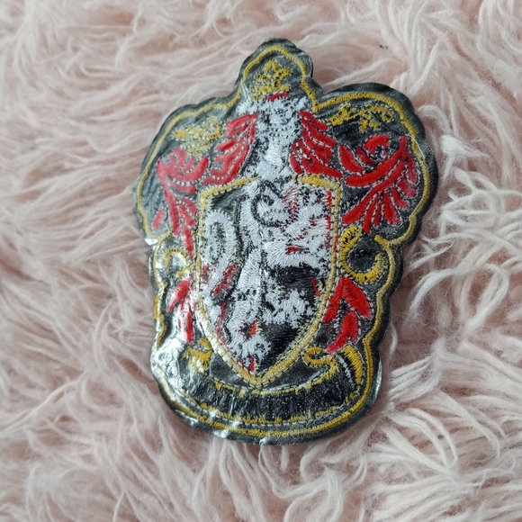 ⭐️Gryffindor iron-on patch! Harry Potter house! Large fully embroidered nwot! - Picture 3 of 4
